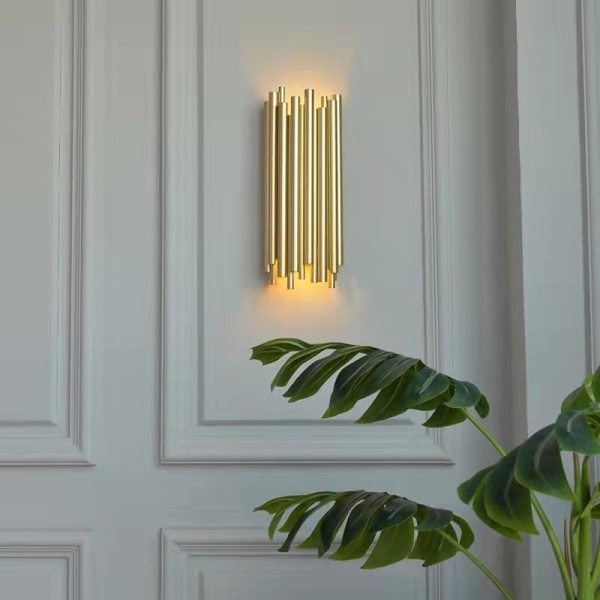 Lampa ścienna TUBO złota - Moosee