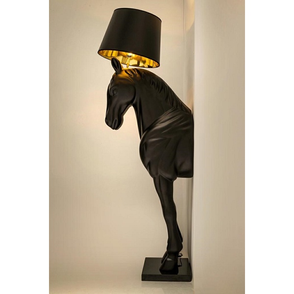 Lampa podłogowa KOŃ HORSE STAND M czarna - włókno szklane - Moosee