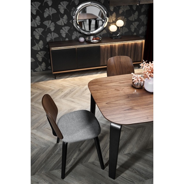 Stół PEDRO , blat - orzechowy, noga - czarny - Halmar