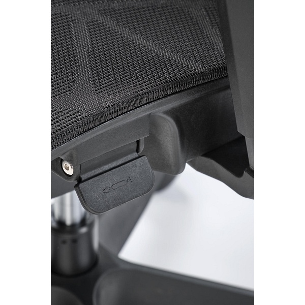 Fotel OSVALDO gabinetowy czarny - Halmar