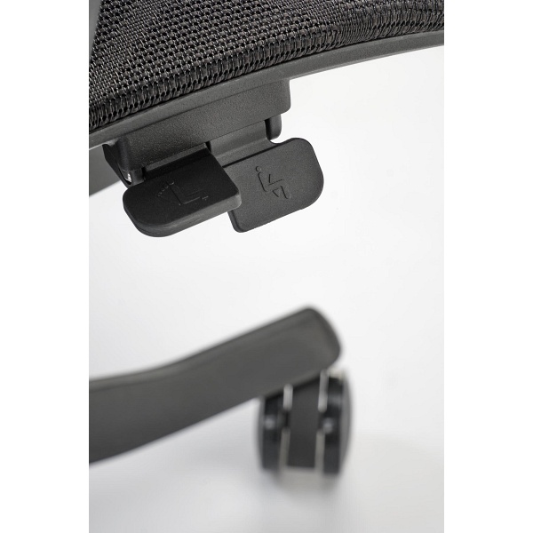 Fotel OSVALDO gabinetowy czarny - Halmar