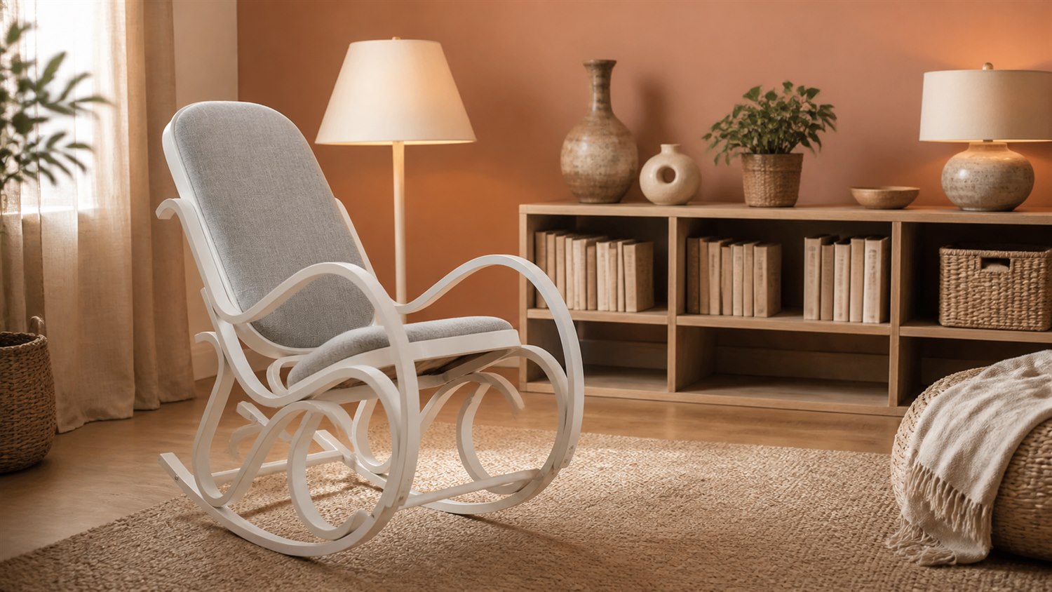 Fotel bujany w stylu boho — naturalne materiały i miękkie tekstylia