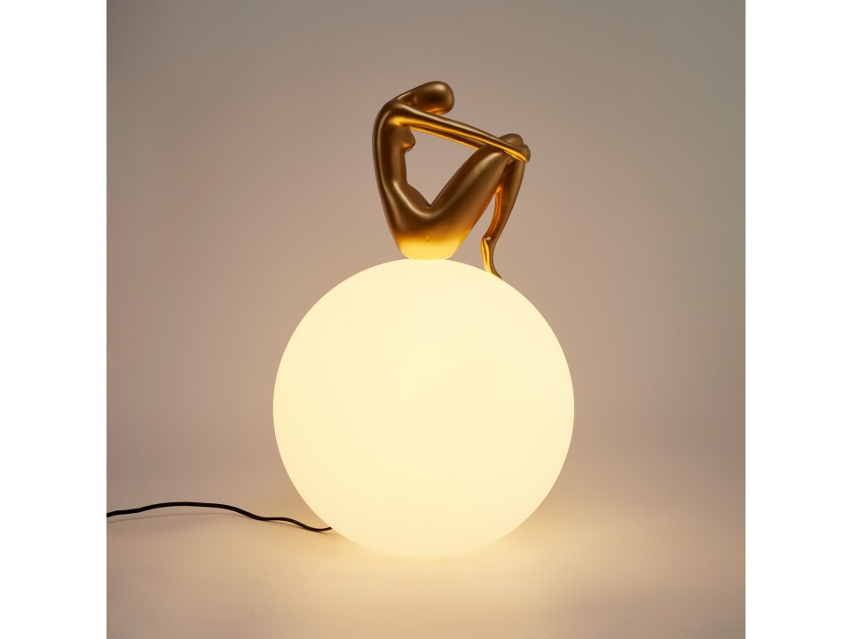 Lampa stołowa WOMAN-2 złota 35 cm Step Into Design