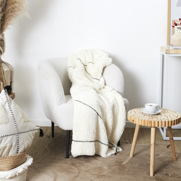 Koc Pled Sherpa biały z czarnym wzorem - Intesi