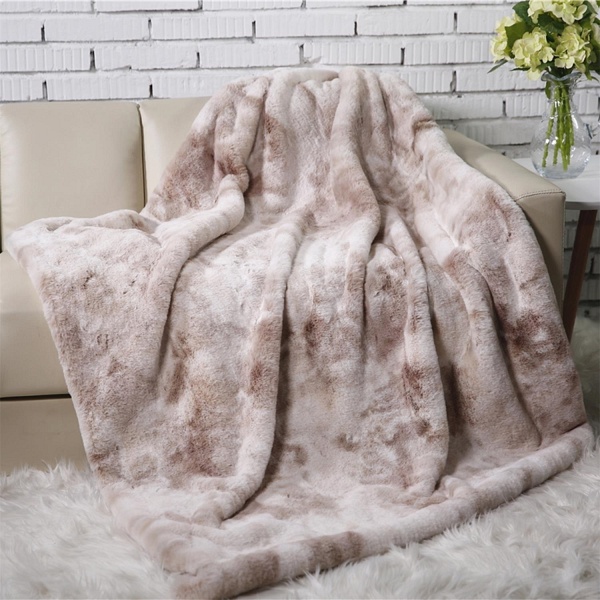 Koc Furry 140x200cm brązowo-kremowy - Intesi