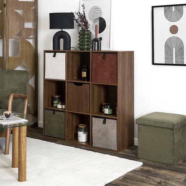 Regał na książki Tiffany 9 półek orzech ciemny do salonu Intesi ( Rozmiar: uniwersalny )