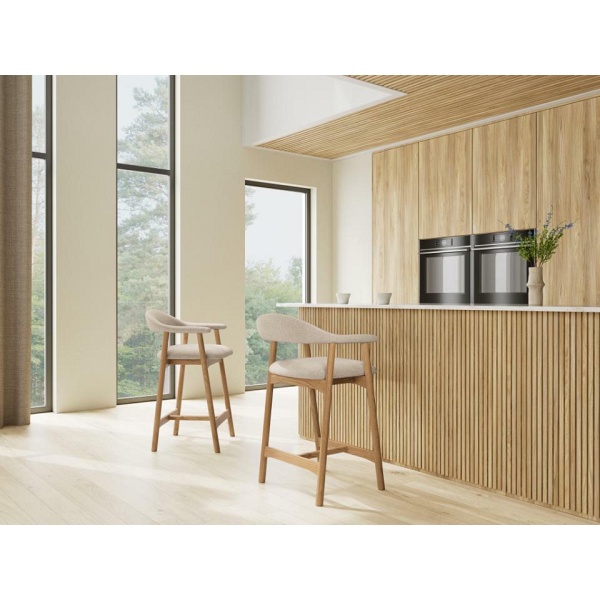 Hoker Addi skandynawski z podłokietnikami piaskowy dąb do kuchni ( Rozmiar: uniwersalny )