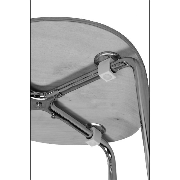 Krzesło ze sklejki w kolorze białym, stelaż chromowany. Model TDC-122. - Stema