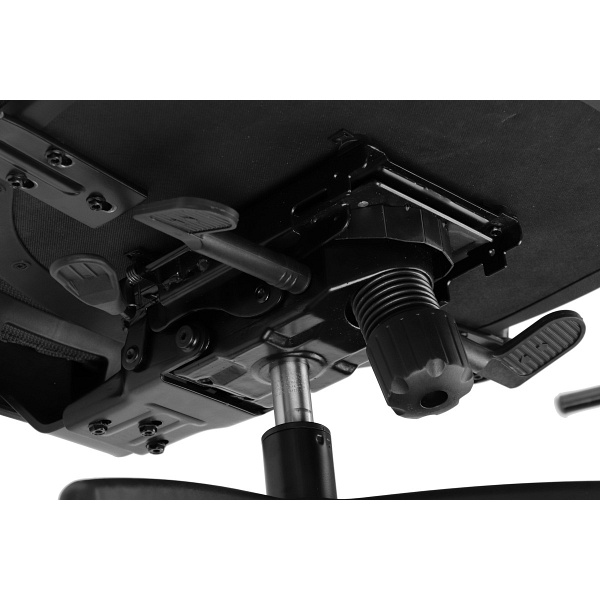 Fotel obrotowy Kenton czarny wysuwem siedziska Stema