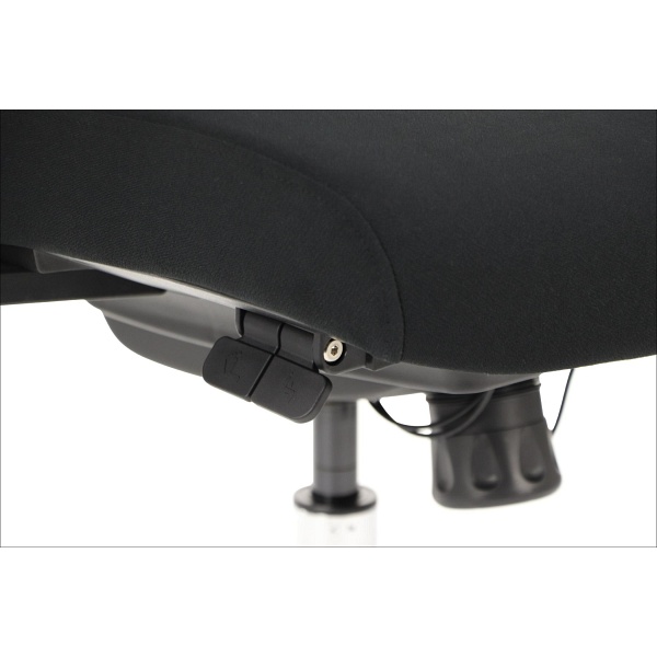 Krzesło obrotowe XELO oparcie siatkowe Stema