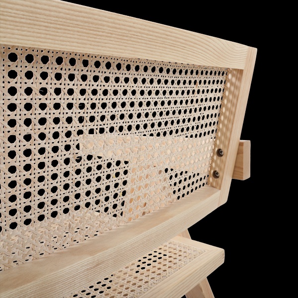 Krzesło BOHO drewniane w kolorze naturalnym z podłokietnikami Step Into Design