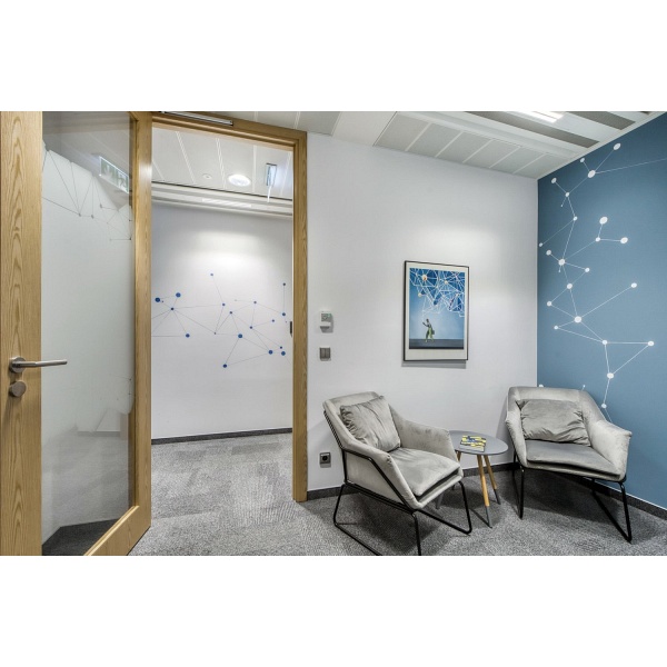 Fotel welurowy FLUENCE ciemna zieleń Step Into Design