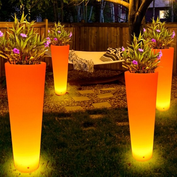 Lampa ogrodowa donica FLOWER POT XL LED RGBW 16 kolorów 115 cm Step Into Design