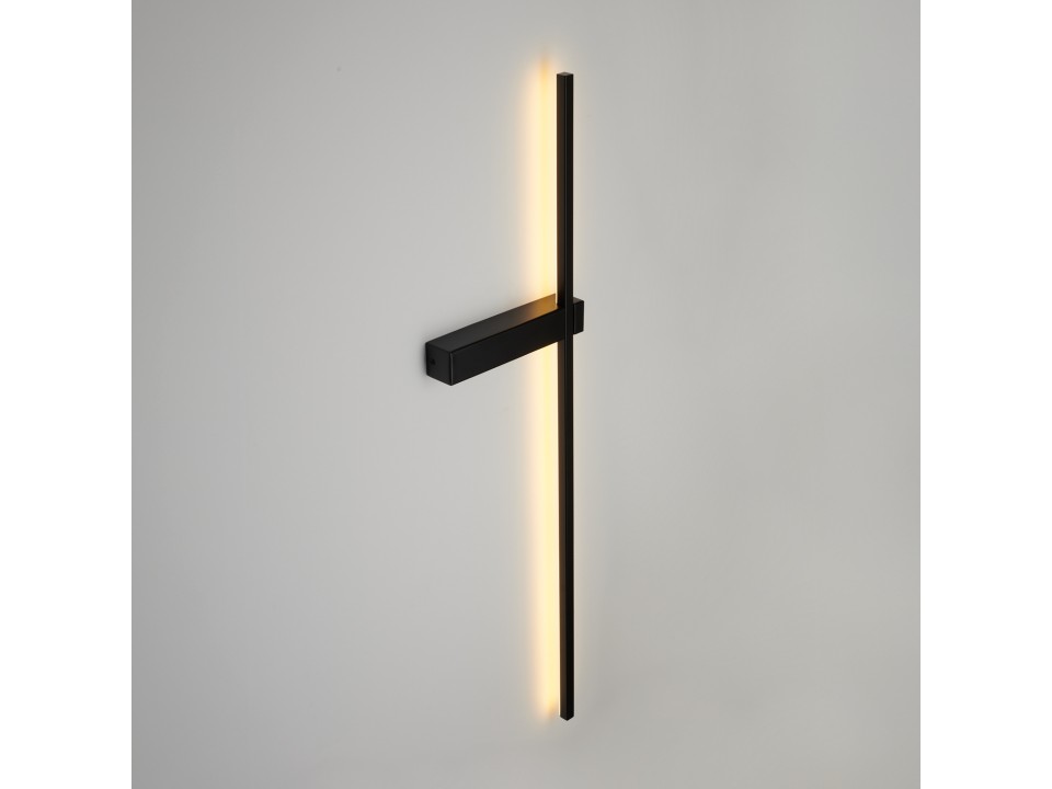Lampa ścienna SOUL LED czarna 90 cm Step Into Design
