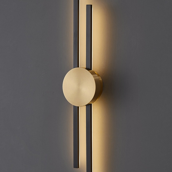 Lampa ścienna LED CENTRO czarny i mosiądz 92 cm - elegancki kinkiet Step Into Design