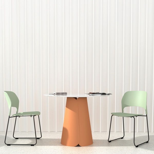 Krzesło TIPICO - polipropylen, białe siedzisko, stelaż czarny Step Into Design