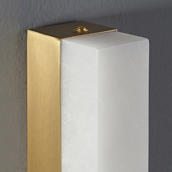 Lampa ścienna BLOCK biały marmur i mosiądz 40 cm Step Into Design