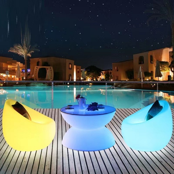 Fotel ogrodowy PARTY LED RGBW 16 kolorów 74 cm Step Into Design