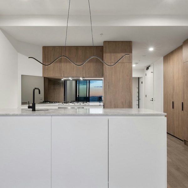 Lampa wisząca ZIGZAG LED biała 90 cm Step Into Design