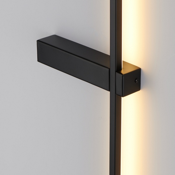 Lampa ścienna SOUL LED czarna 60 cm Step Into Design