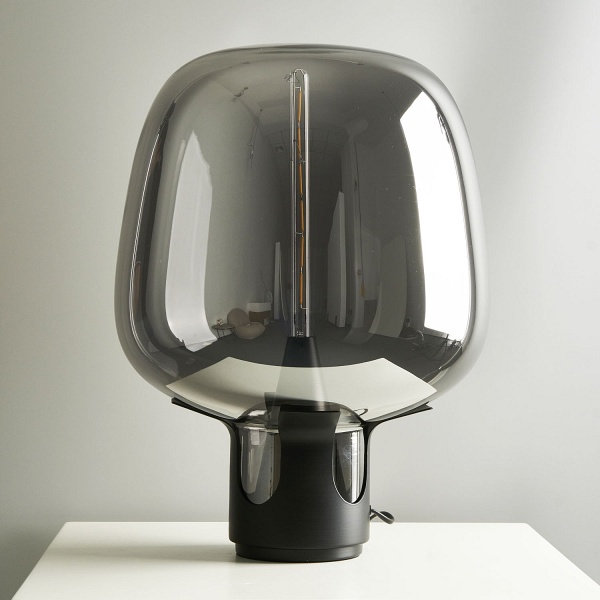 Lampa stołowa FATA czarna 35 *46 cm Step Into Design