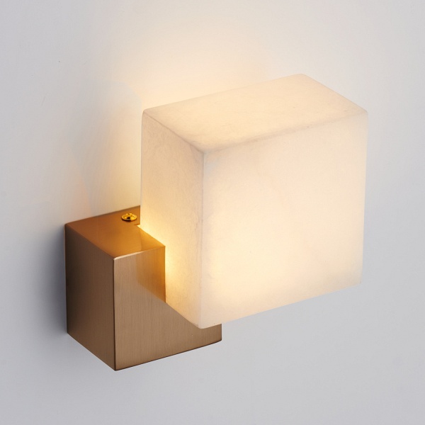 Lampa ścienna CUBO LED złota 18 cm Step Into Design