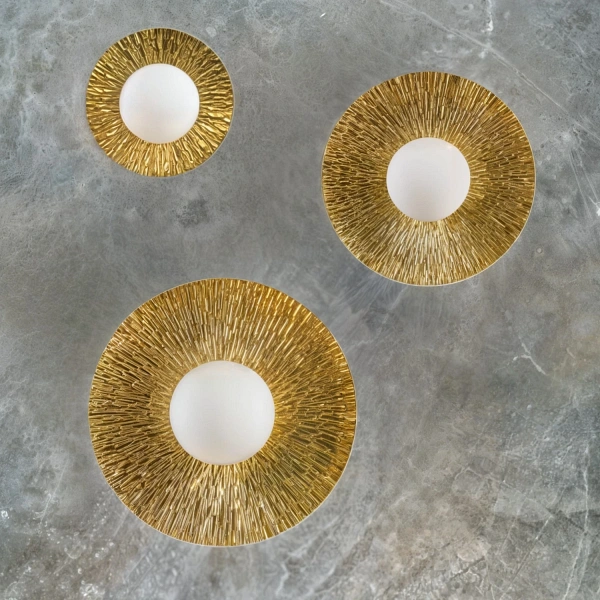 Lampa ścienna SUN M złota 35 cm Step Into Design