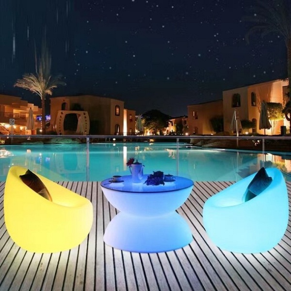 Fotel ogrodowy COMFY LED RGBW 16 kolorów 68 cm Step Into Design