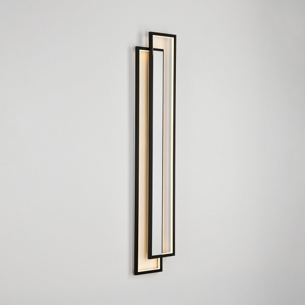 Lampa ścienna SYMMETRY-160 LED czarna 160 cm Step Into Design
