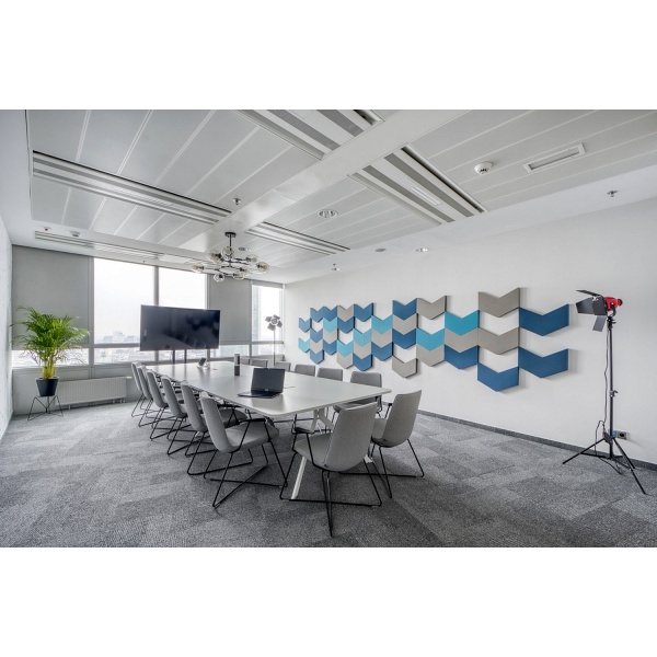 Fotel welurowy FLUENCE szary Step Into Design