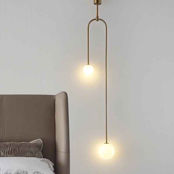 Lampa wisząca LOOP złota 123 cm z białymi kloszami - nowoczesna do salonu Step Into Design