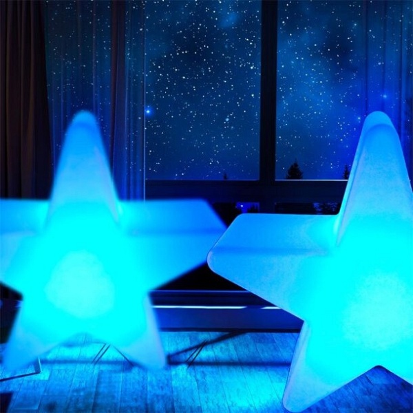 Lampa ogrodowa dekoracyjna gwiazda STAR XL LED RGBW 16 kolorów 120 cm Step Into Design