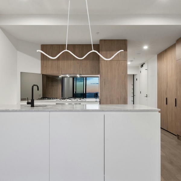 Lampa wisząca ZIGZAG LED biała 90 cm Step Into Design