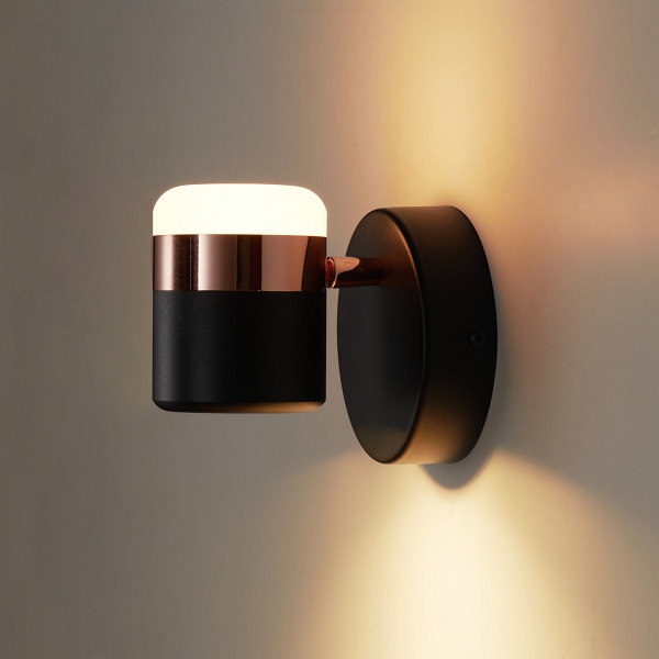 Lampa ścienna POCCO LED czarna 16 cm Step Into Design