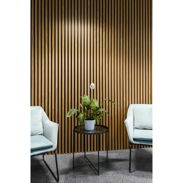 Fotel welurowy FLUENCE szary Step Into Design