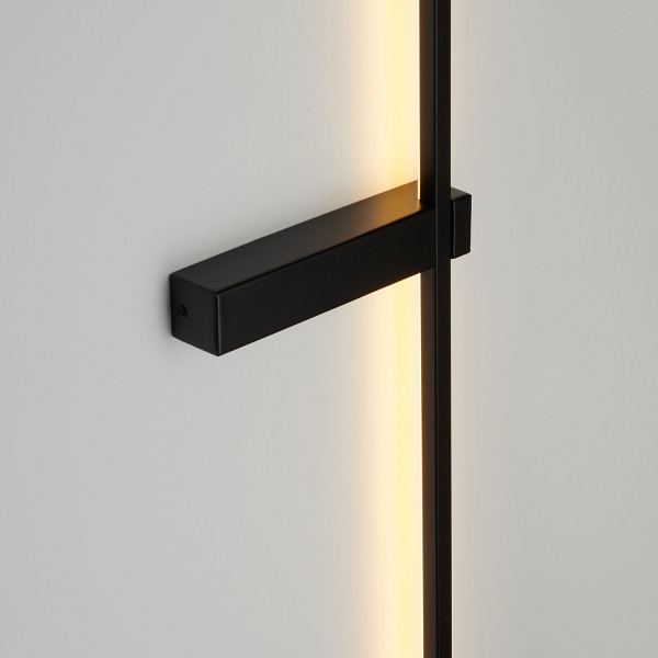 Lampa ścienna SOUL LED czarna 90 cm Step Into Design