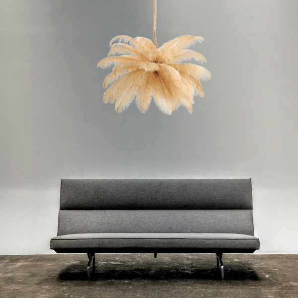 Lampa wisząca EMU pióra beżowe 100 cm Step Into Design