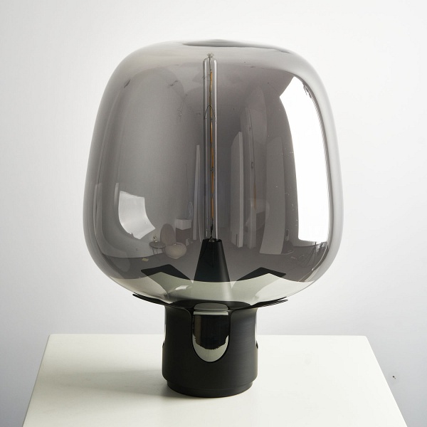 Lampa stołowa FATA czarna 35 *46 cm Step Into Design