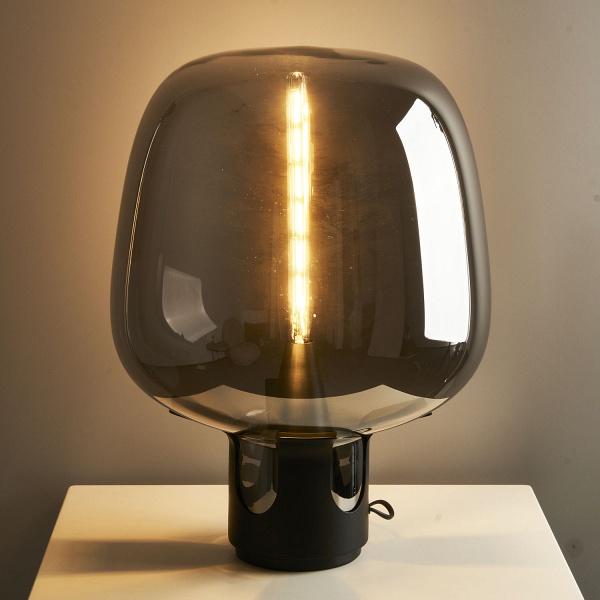 Lampa stołowa FATA czarna 35 *46 cm Step Into Design