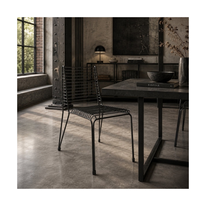 Krzesło IRON metalowe czarne loftowe - Step Into Design