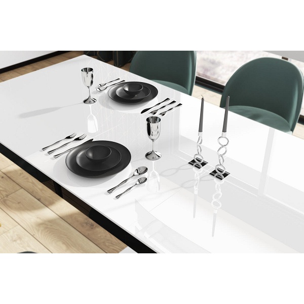 Stół Bella rozkładany biały blat / czarno - białe nogi - Hubertus Meble