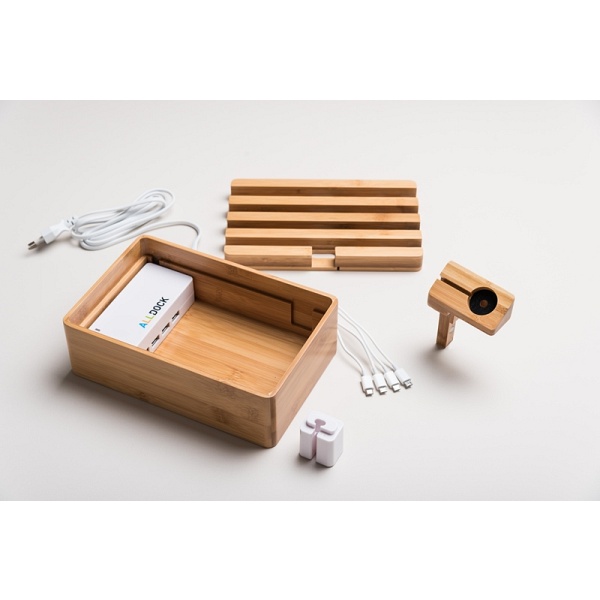 Podstawka pod Apple Watch​ - Unique