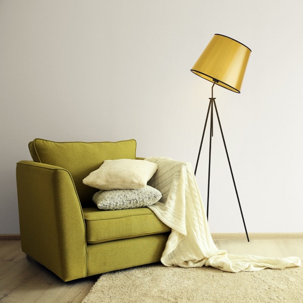 Lampa podłogowa na trzech nogach OSLO MIRROR  Lysne