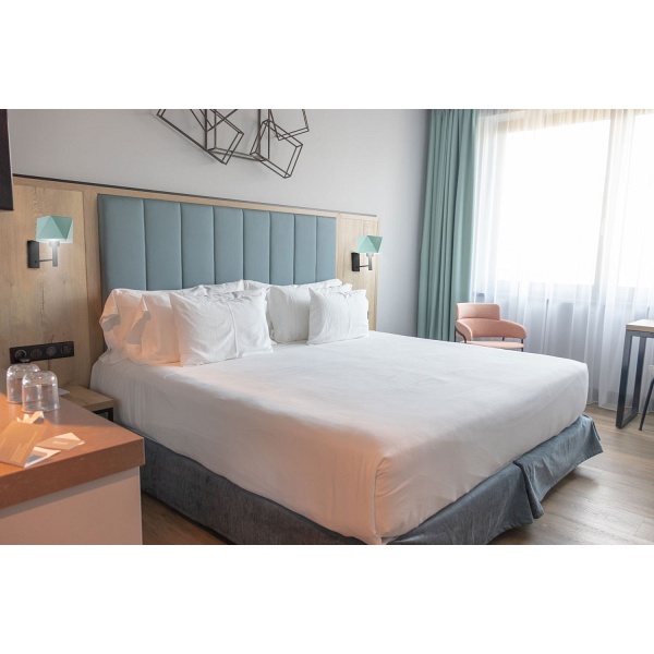 Lampa ścienna do sypialni MEDAN  Lysne